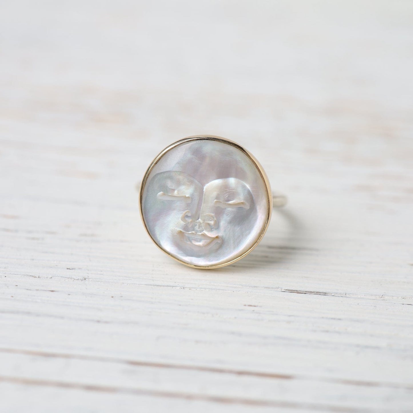 RNG-14K Lunarian Ring - Mother of Pearl