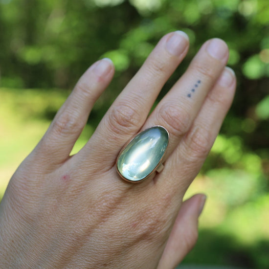 Load image into Gallery viewer, RNG-14K Sterling &amp;amp; 14K Rose Gold Ring with Vertical Asymmetrical Oval Smooth Green Moonstone

