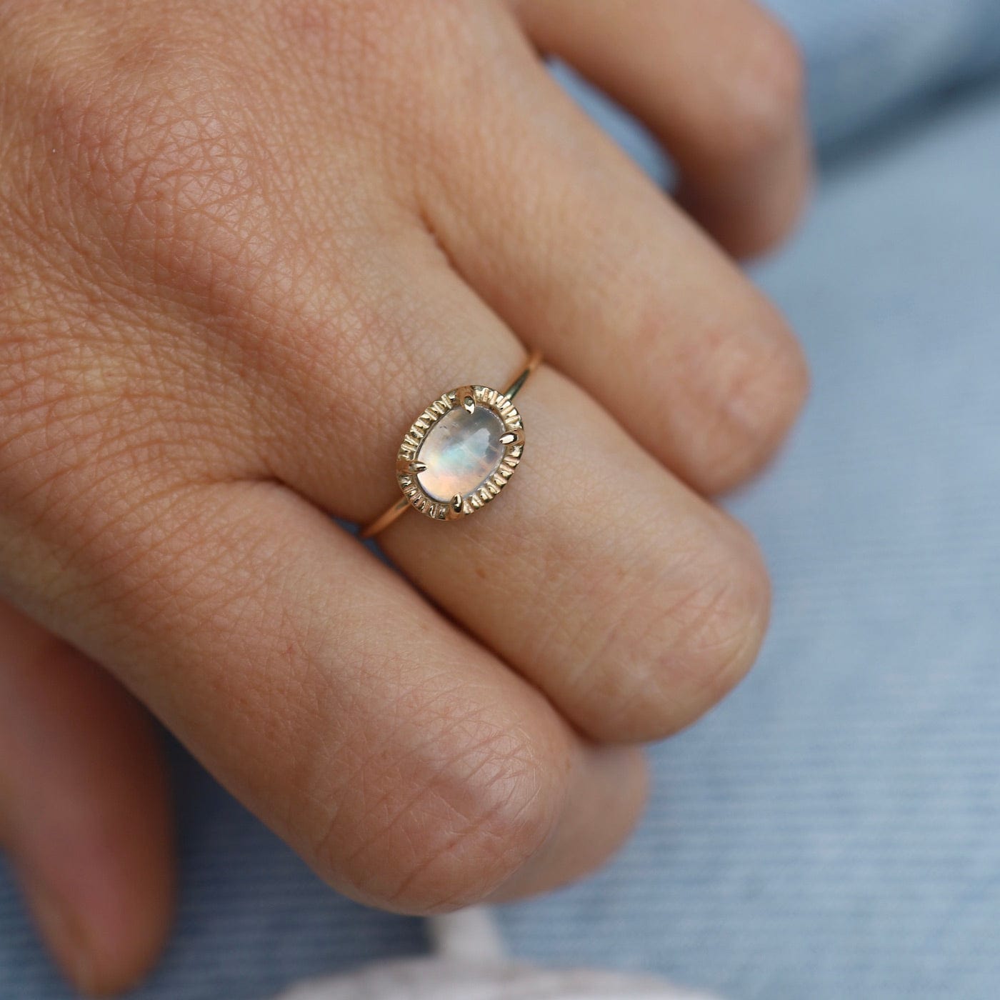 RNG-14K Swell Ring - Cabochon Moonstone