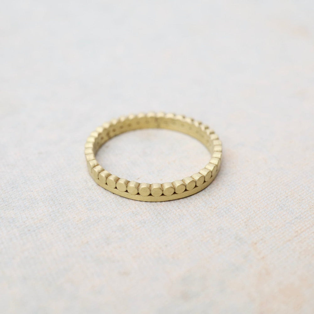 
                  
                    RNG-18K 18k Continuous Side Dots Stacking Band
                  
                