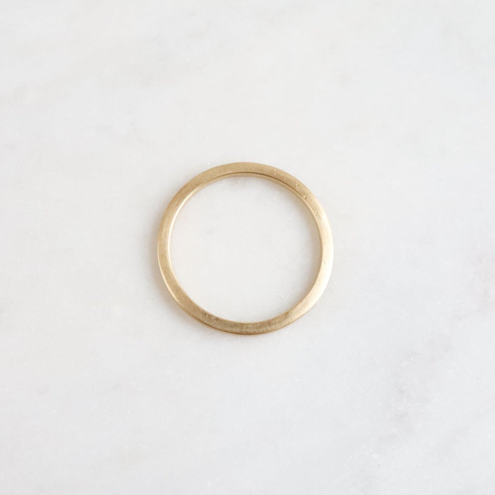 
                      
                        RNG-18K 18k Yellow Gold 1.5mm Square Band
                      
                    