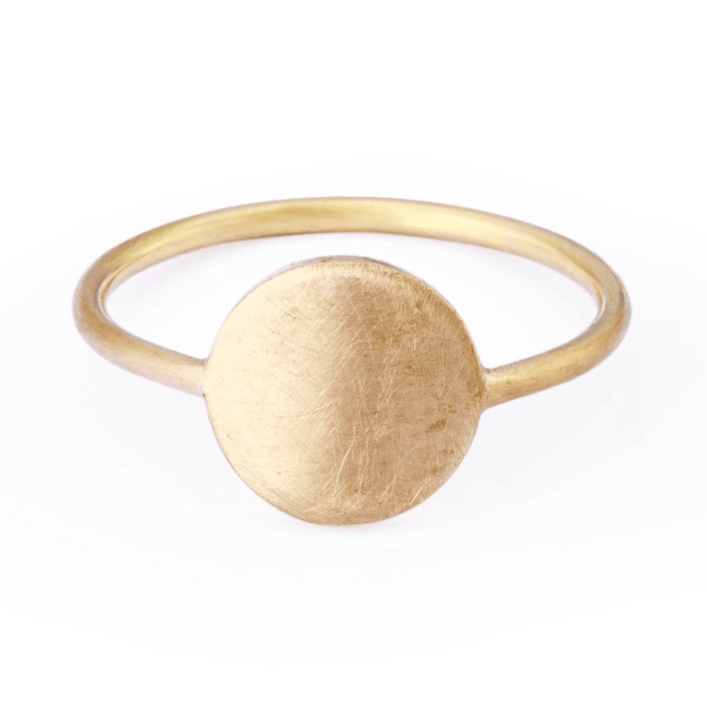 
                      
                        RNG-18K Gold Moon Ring
                      
                    