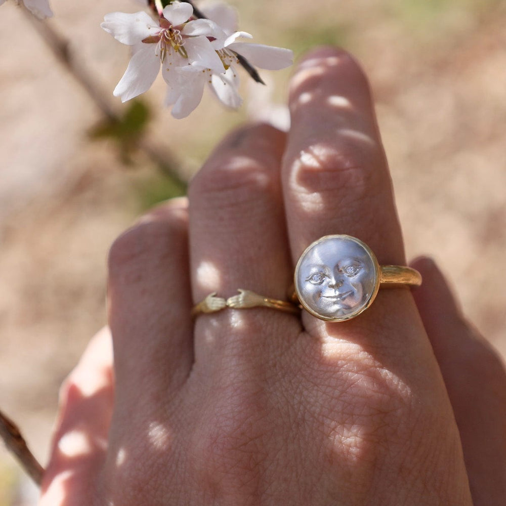 RNG-18K Small Platinum and Gold Moonface Ring