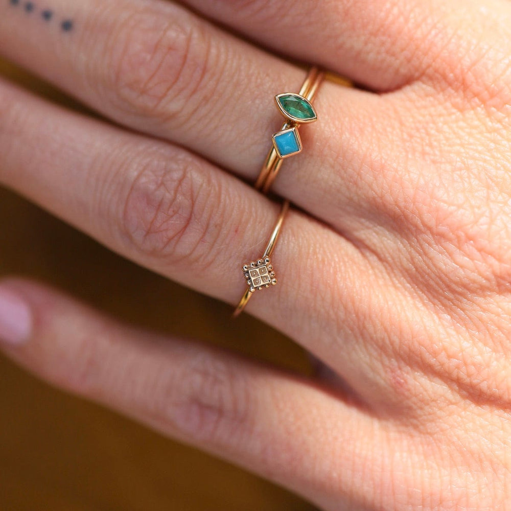 
                      
                        RNG-9K Emerald Stacking Ring - Vertical Marquise
                      
                    