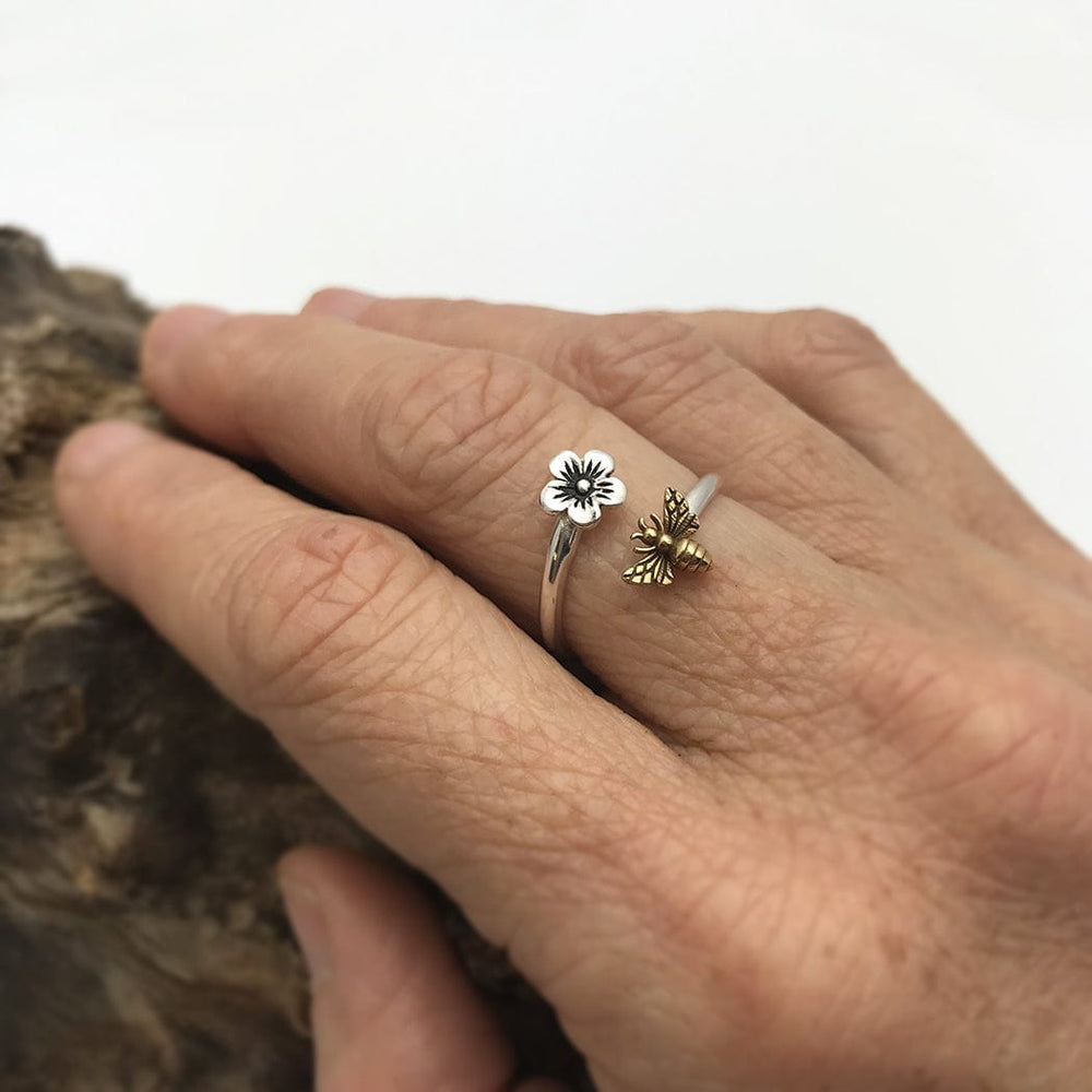 RNG Adjustable Flower & Bee Ring