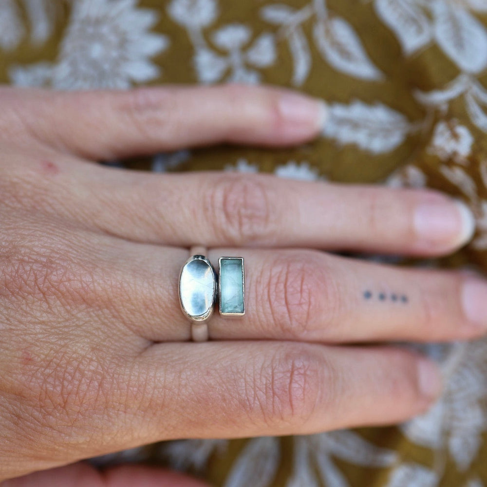 
                      
                        RNG Apatite Oval Cabochon & Faceted Baguette Ring
                      
                    