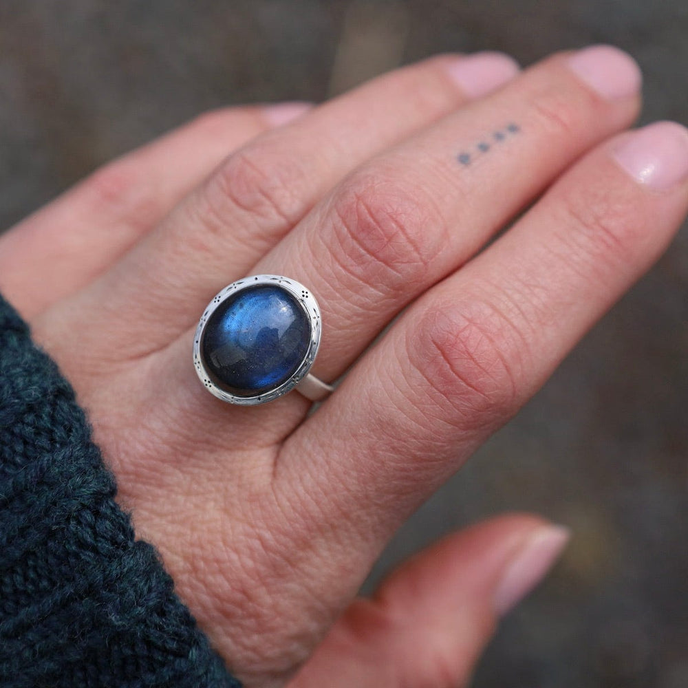 
                      
                        RNG Bezel Set Labradorite Ring
                      
                    