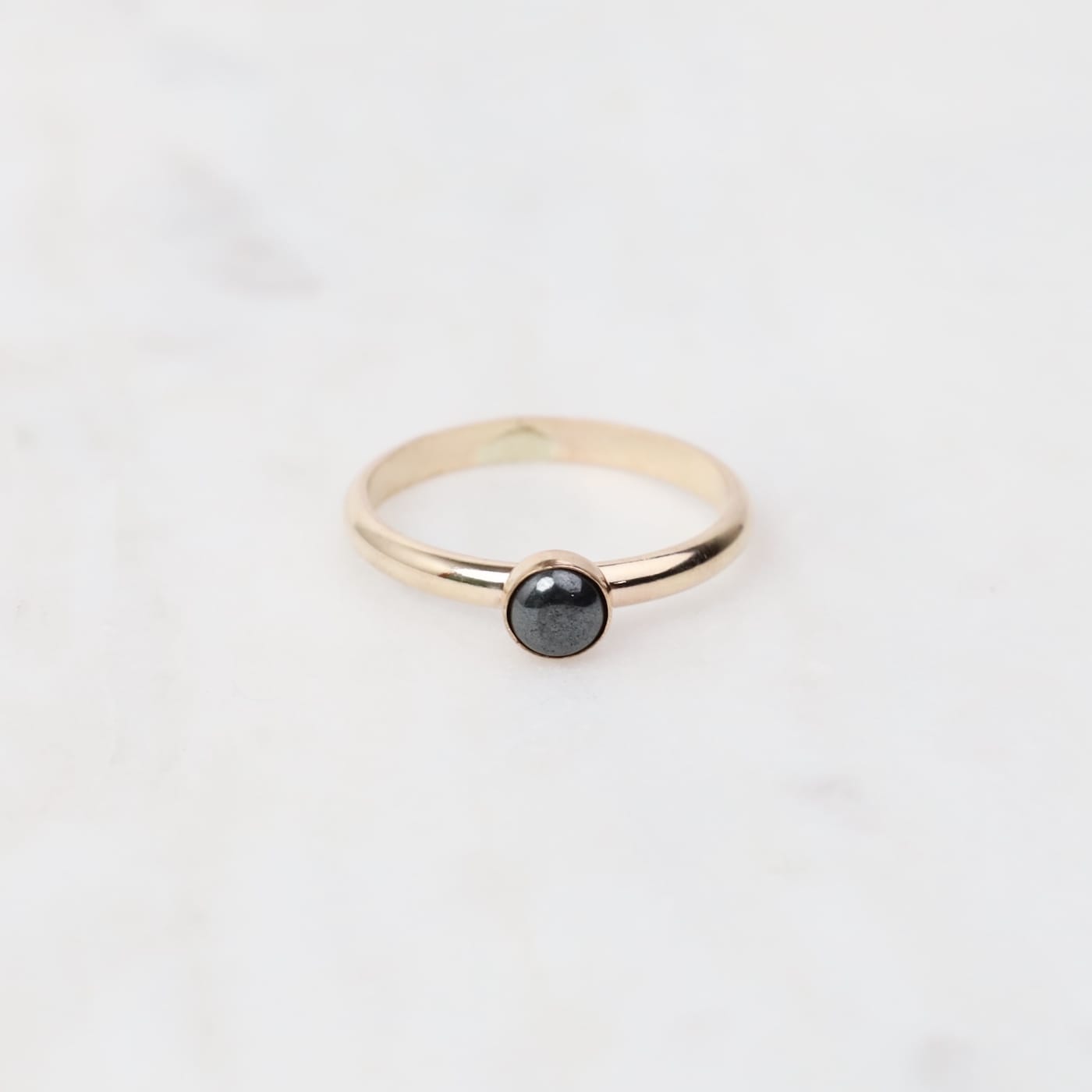 RNG-GF Gold Filled 2mm Half Round Cabochon Hematite Ring