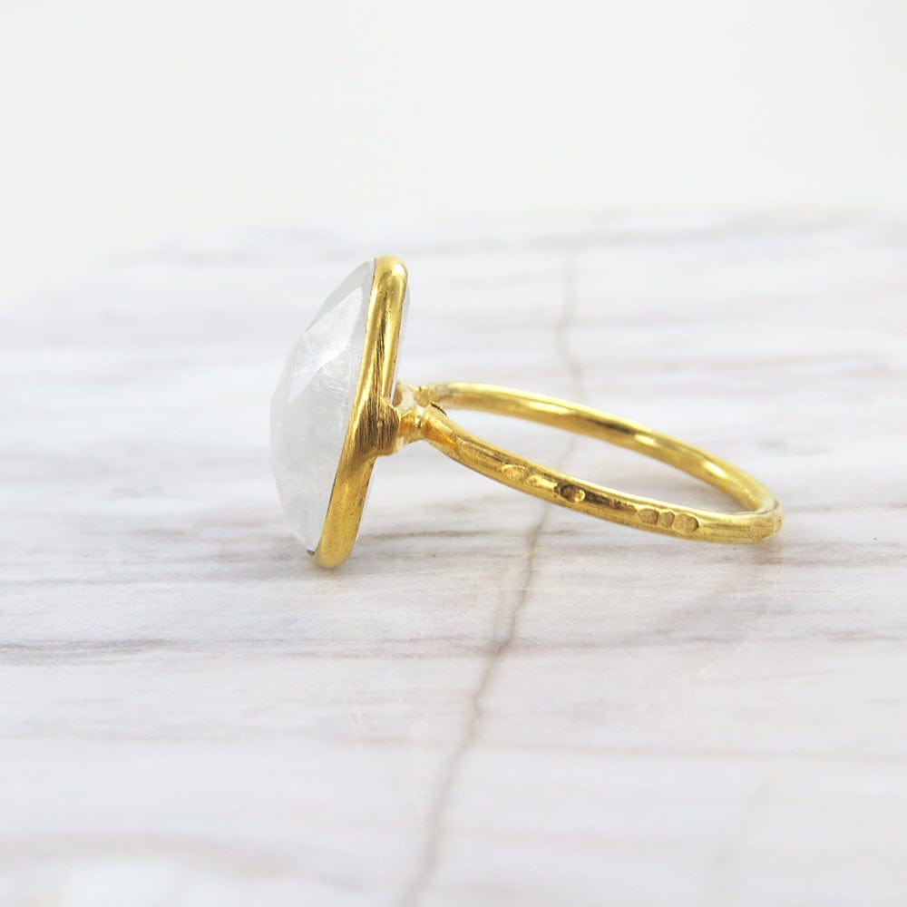 
                  
                    RNG-GPL GOLDPLATED CUT MOONSTONE RING
                  
                