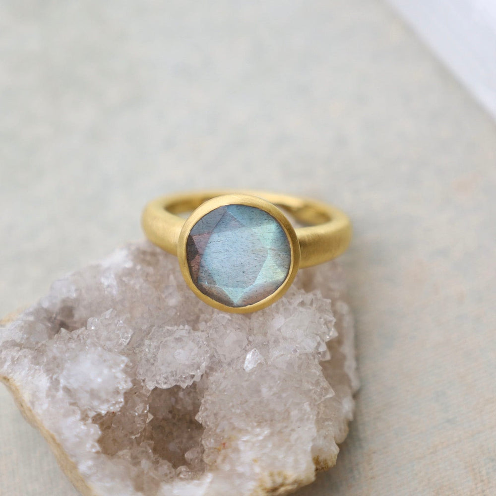 
                  
                    RNG-GPL Joy Labradorite Ring
                  
                