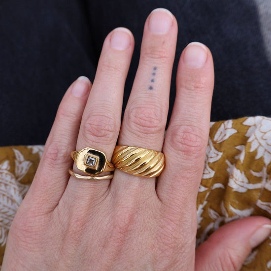 RNG-GPL LOU // The striated ring - 18k gold plated stainle