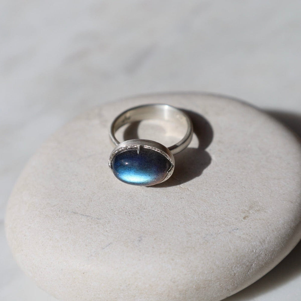 
                  
                    RNG Labradorite Horizontal Prong Ring
                  
                