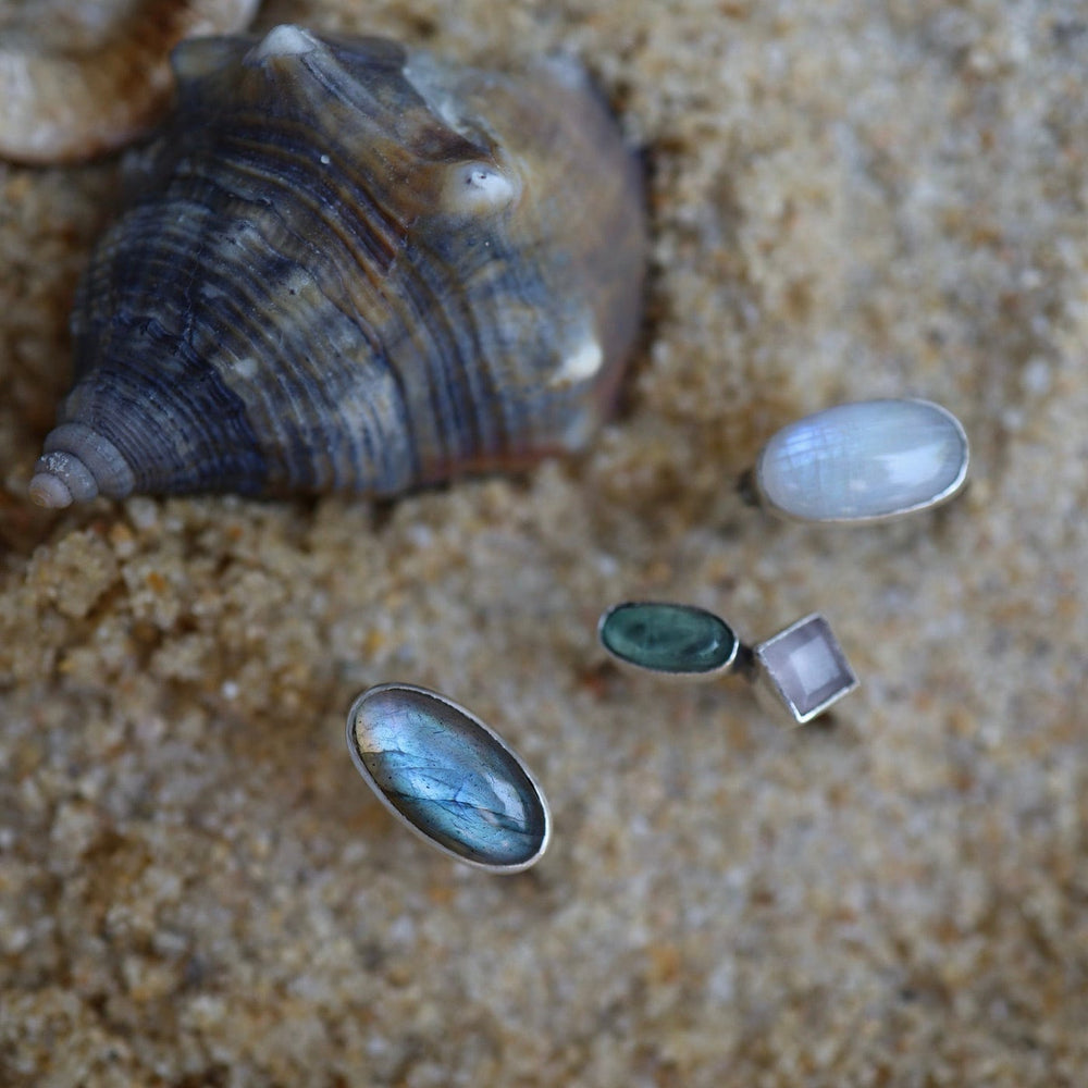 
                  
                    RNG Labradorite Oval Cabochon Ring  - Sterling Silver
                  
                