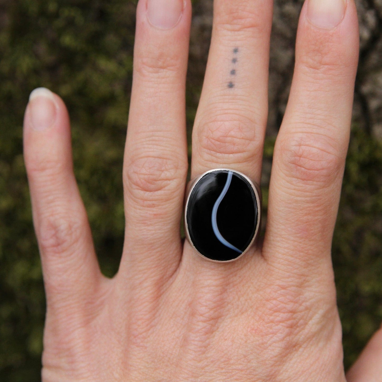 Load image into Gallery viewer, RNG Large Oval Flat Cut Banded Black Onyx Ring
