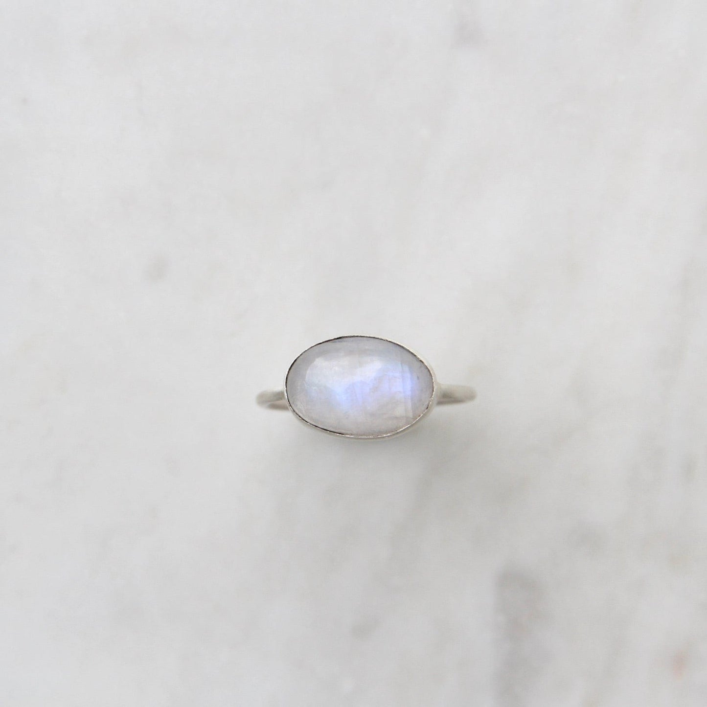 RNG Oval Cabachon Rainbow Moonstone in Sterling Silver Ring