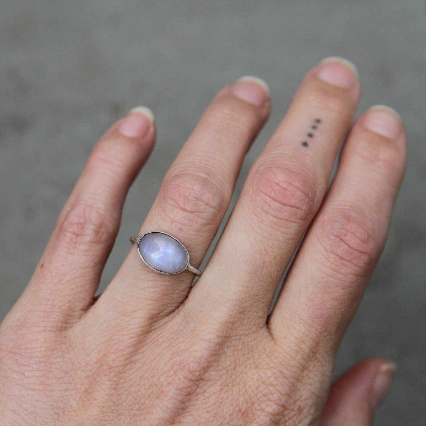 RNG Oval Cabachon Rainbow Moonstone in Sterling Silver Ring