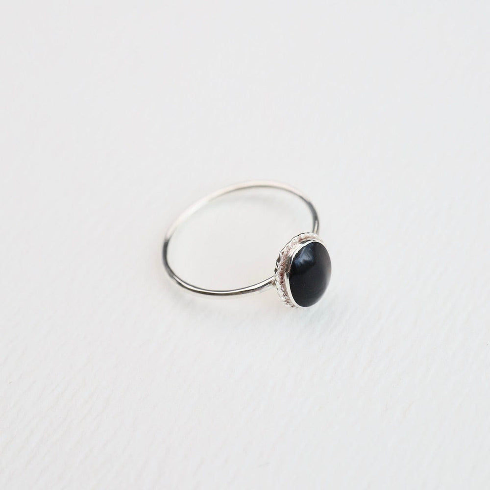 
                  
                    RNG Oval Onyx Silver Ring
                  
                