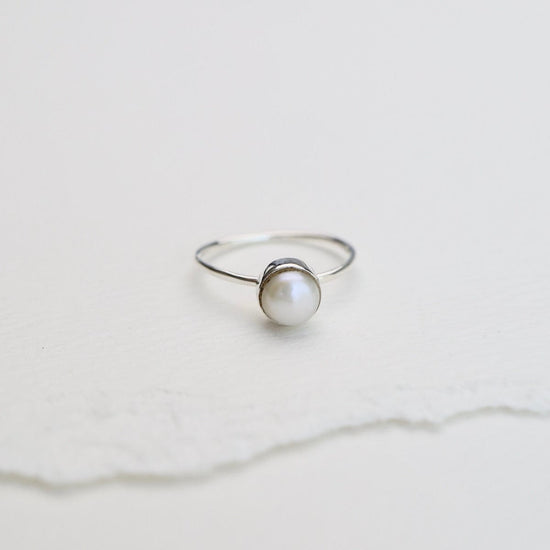 RNG Simple Pearl Silver Ring