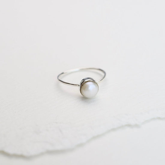 RNG Simple Pearl Silver Ring