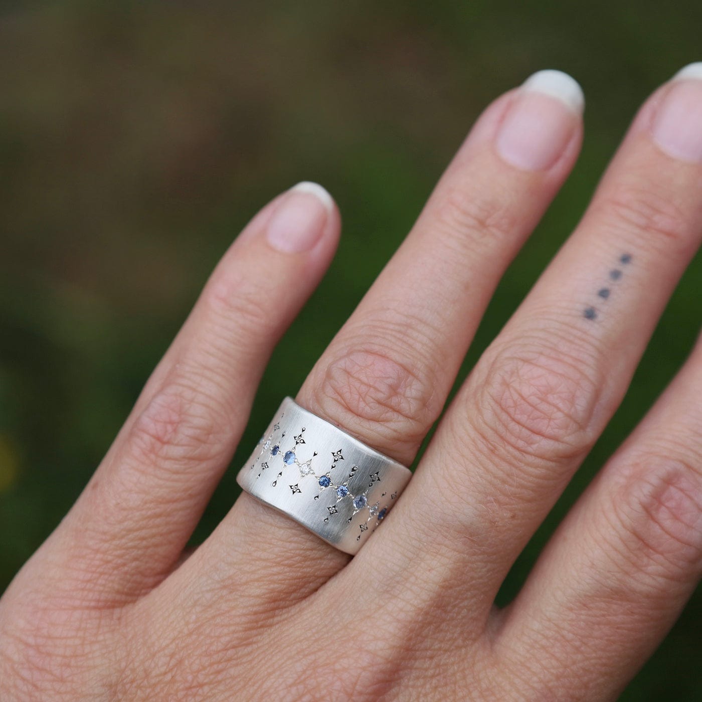 RNG Single Organic Wide Band in Sapphire, Aquamarine & Diamond