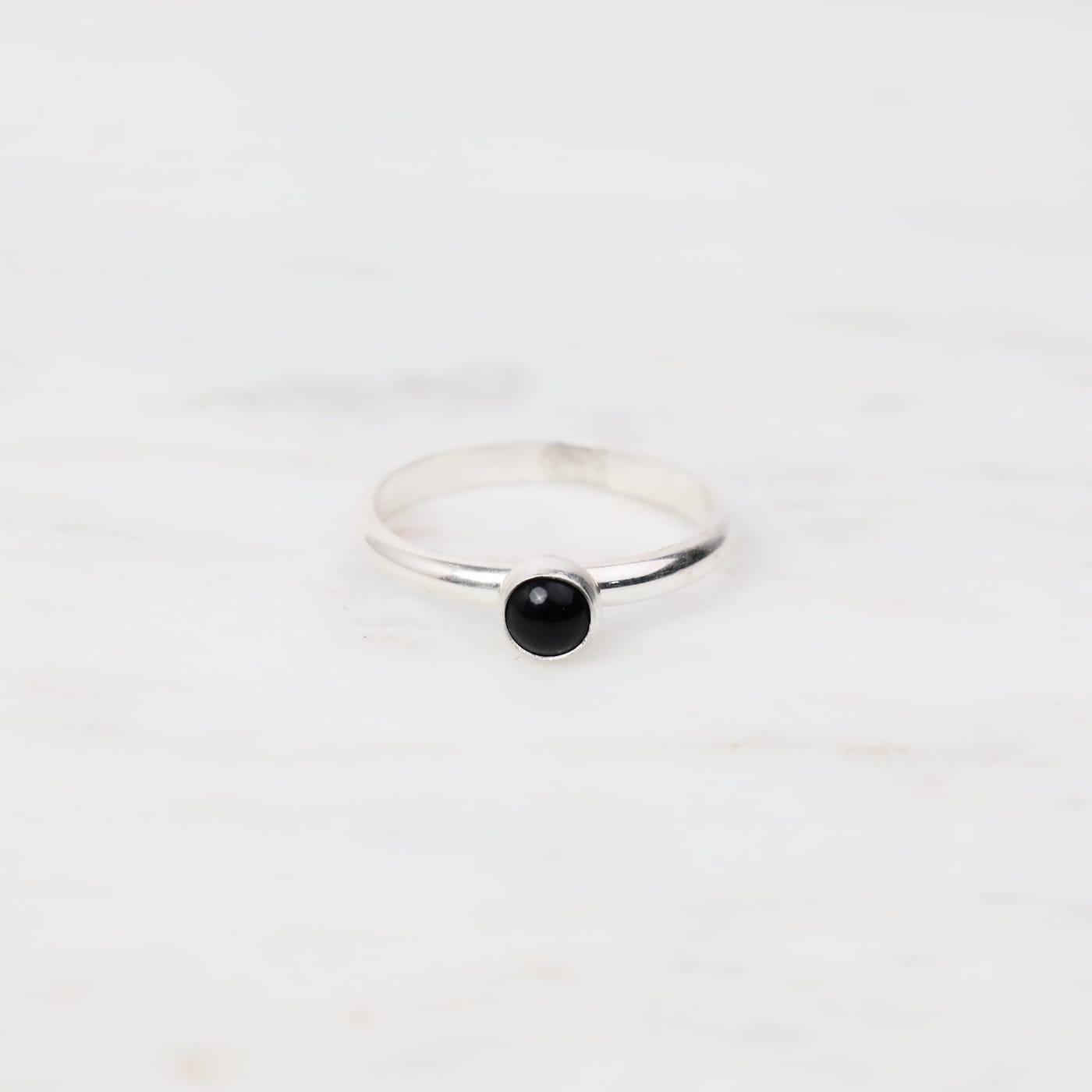 RNG Sterling Silver 2mm Half Round Cabochon Black Onyx