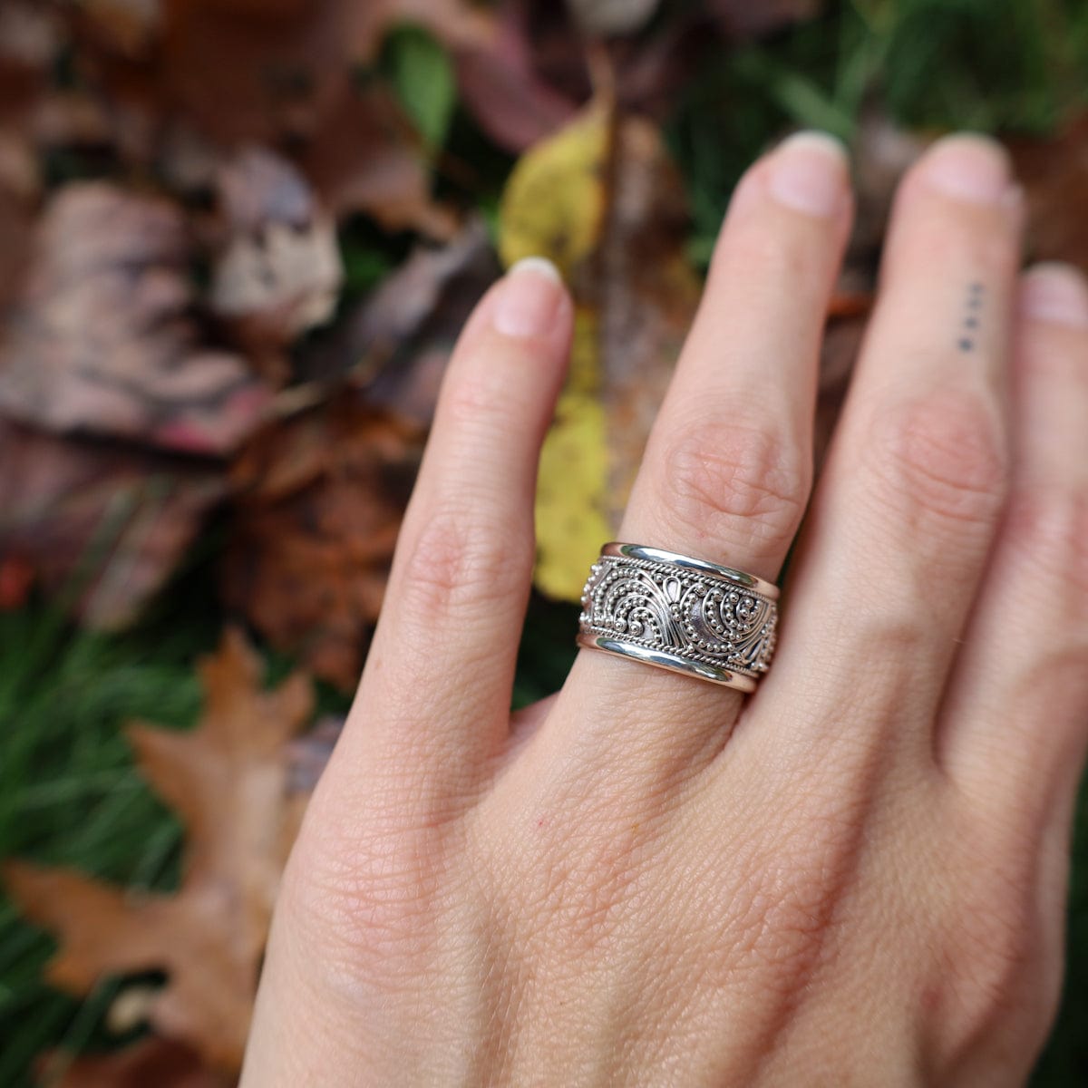 RNG Sterling Silver Beaded Swirls Ring