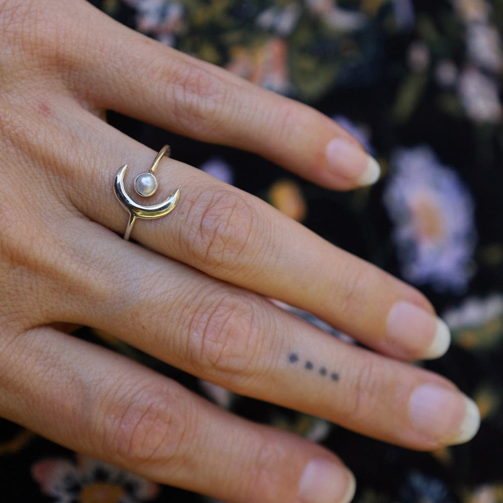 
                  
                    RNG Sterling Silver Crescent Moon Ring with Pearl
                  
                