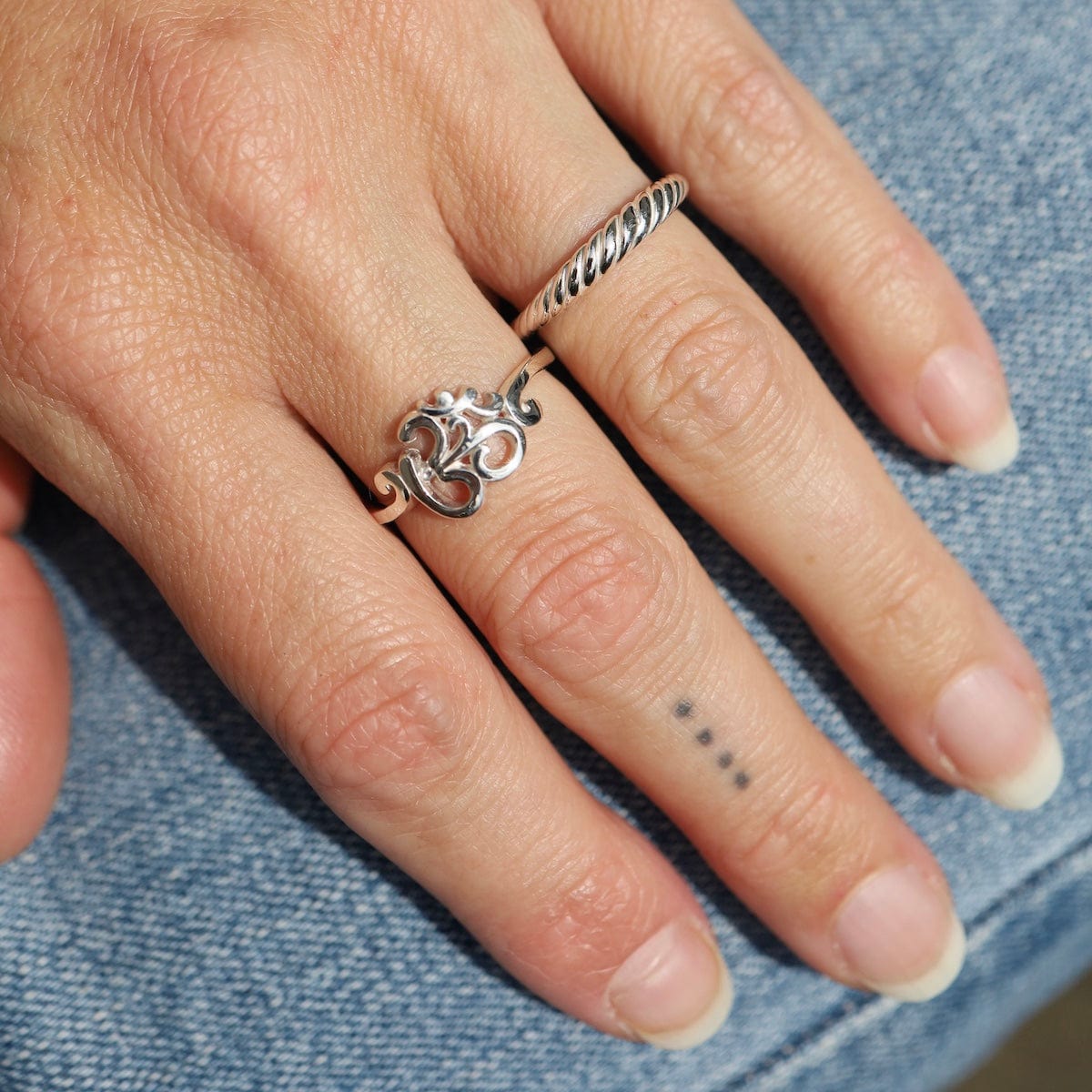 RNG Sterling Silver Filagree Front Ring