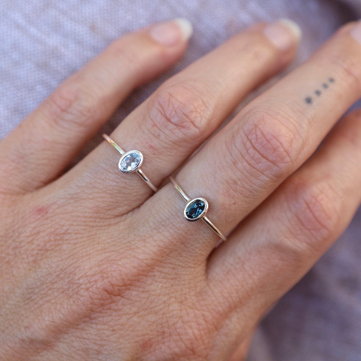 RNG Sterling Silver Oval Bezel Set Aquamarine Ring