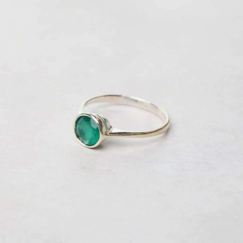 
                  
                    RNG Sterling Silver Ring with 6mm Round Bezel Set Green Agate
                  
                