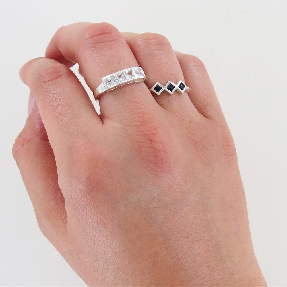 
                      
                        RNG STERLING SILVER RING WITH FOUR SQUARE
                      
                    