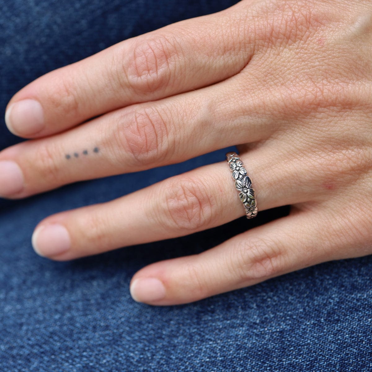 RNG Sterling Silver Stacking Band with 5 Flowers