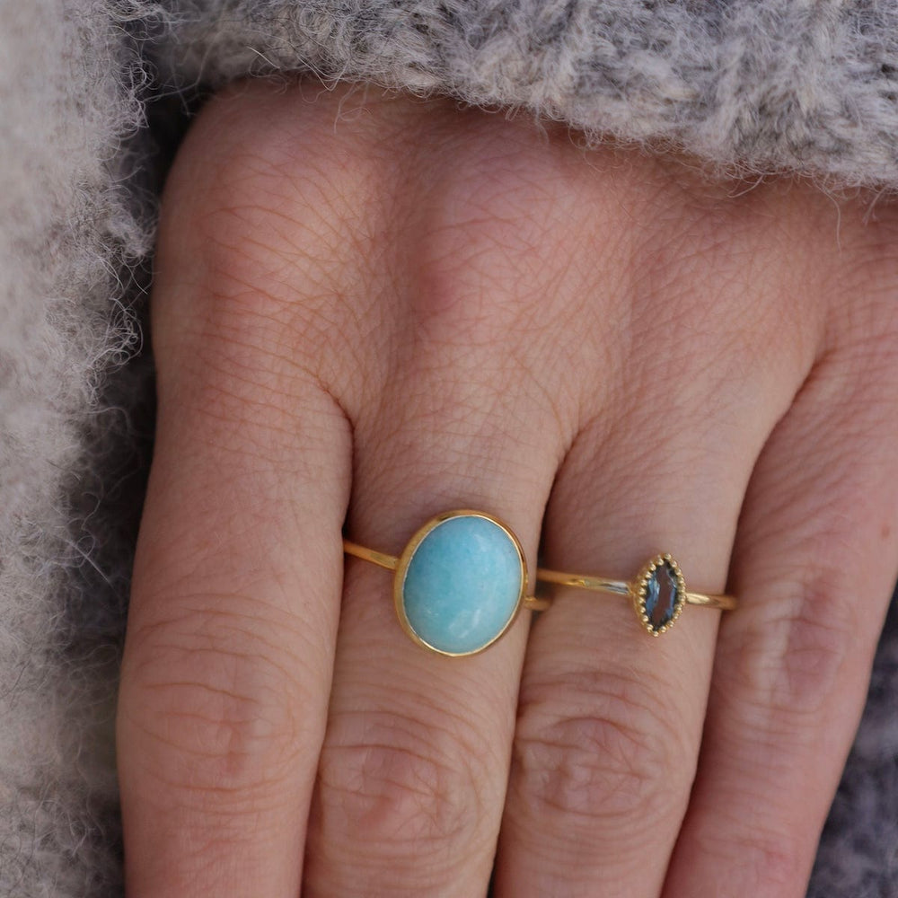 
                  
                    RNG-VRM Simple Bezel-Set Cabochon Amazonite Ring - Gold Vermeil
                  
                