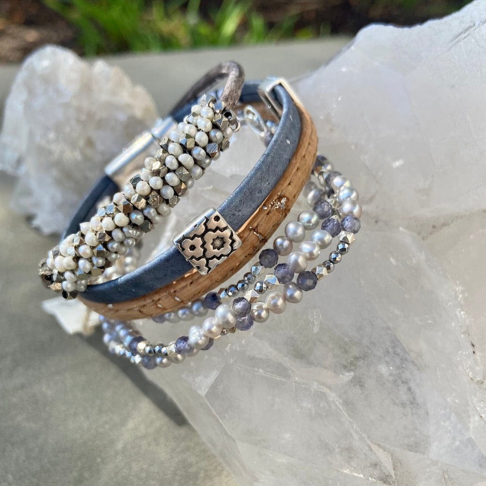 
                      
                        WRP Grey Mix and Pearl Step Naked Wrap Bracelet
                      
                    