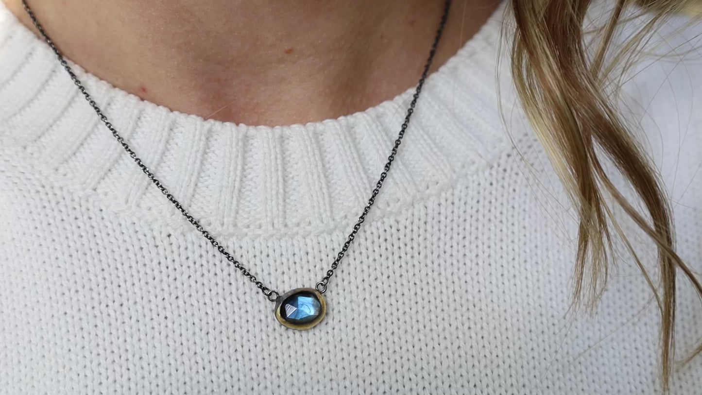 Load and play video in Gallery viewer, Petite Crescent Rim Necklace with Labradorite

