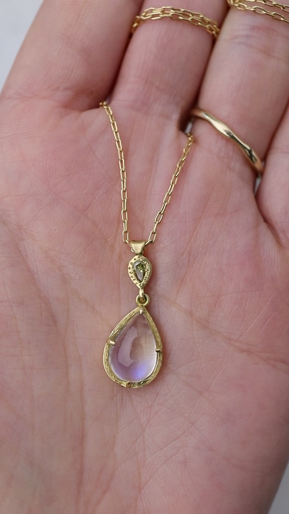 Prong Pear Moonstone Necklace