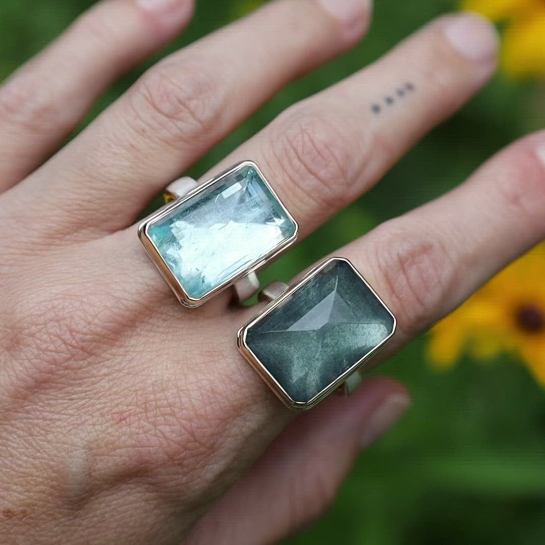 Load and play video in Gallery viewer, Sterling Silver &amp;amp; 14k Gold Ring with Vertical Rectangular Inverted Aquamarine
